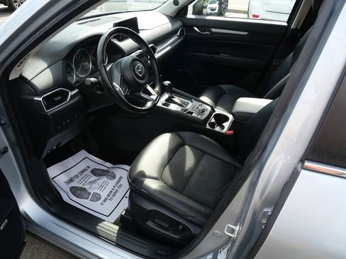 Used 2019 MAZDA CX-5 Touring AWD/4WD image 9