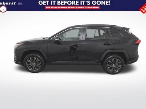 Used 2023 Toyota RAV4 XLE Premium image 2
