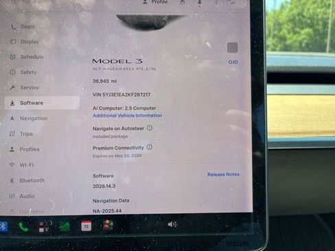 Used 2019 Tesla Model 3 Long Range RWD image 9