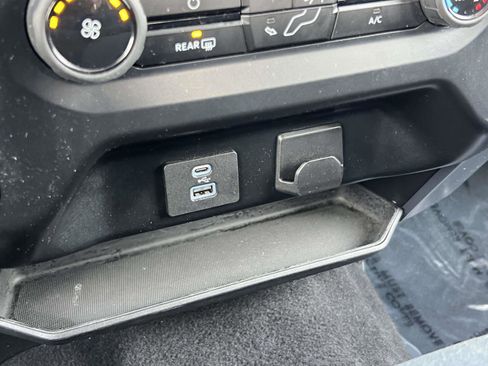 Used 2023 Ford F150 XLT image 13