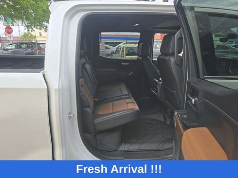 Used 2021 Chevrolet Silverado 1500 High Country w/ Technology Package AWD/4WD image 12