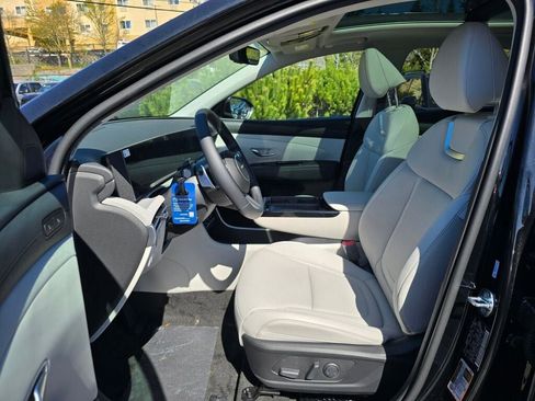 New 2026 Hyundai Tucson Limited AWD/4WD image 16