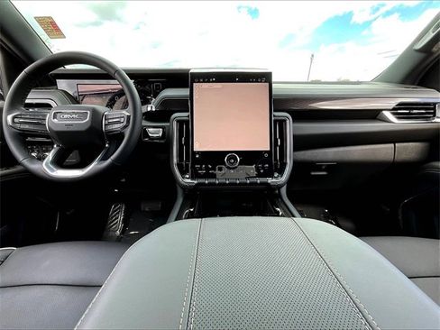 Certified 2025 GMC Yukon Elevation image 21