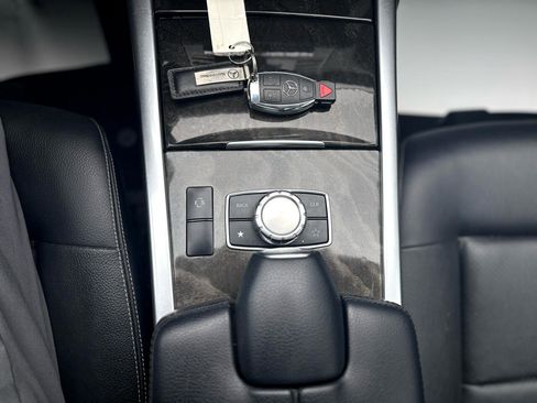 Used 2014 Mercedes-Benz E 350 Sedan image 11