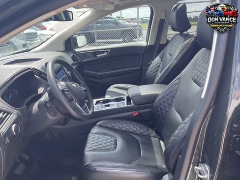 Used 2024 Ford Edge Titanium w/ Equipment Group 301A AWD/4WD image 9