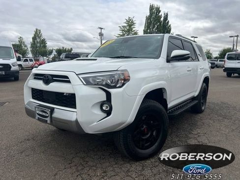 Used 2023 Toyota 4Runner TRD Off-Road Premium w/ Moonroof Package AWD/4WD image 1