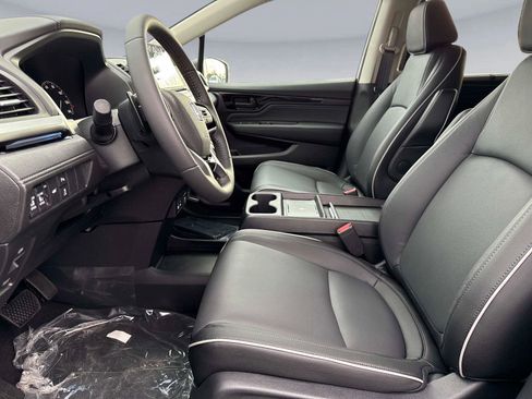 New 2026 Honda Odyssey Touring image 23