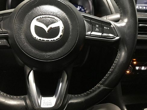 Used 2017 MAZDA MAZDA3 Grand Touring FWD image 24