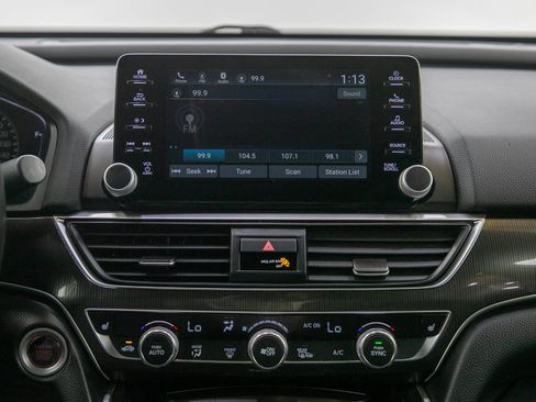 Used 2020 Honda Accord Sport image 15