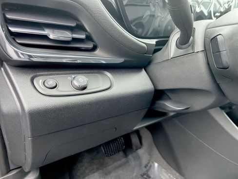 New 2026 Buick Envista Preferred image 32