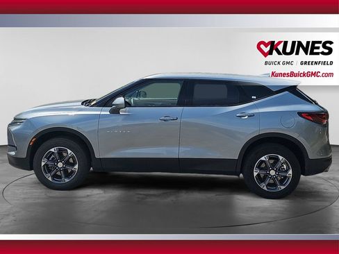Used 2025 Chevrolet Blazer LT FWD image 6