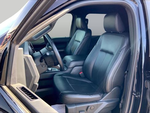 Used 2021 Ford Expedition XLT AWD/4WD image 8