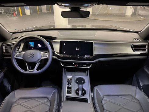 New 2026 Volkswagen Atlas Cross Sport SE image 7