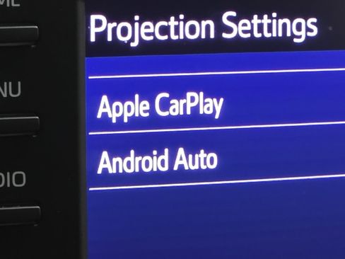 Certified 2022 Toyota RAV4 LE image 5