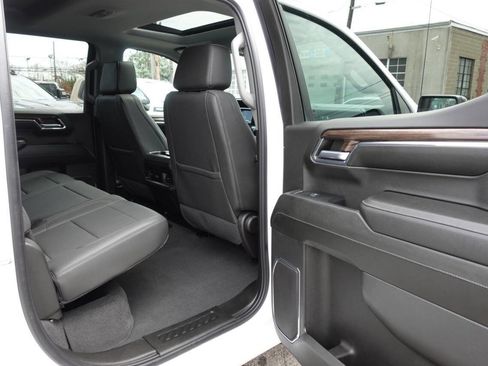 Used 2024 Chevrolet Silverado 1500 RST image 31