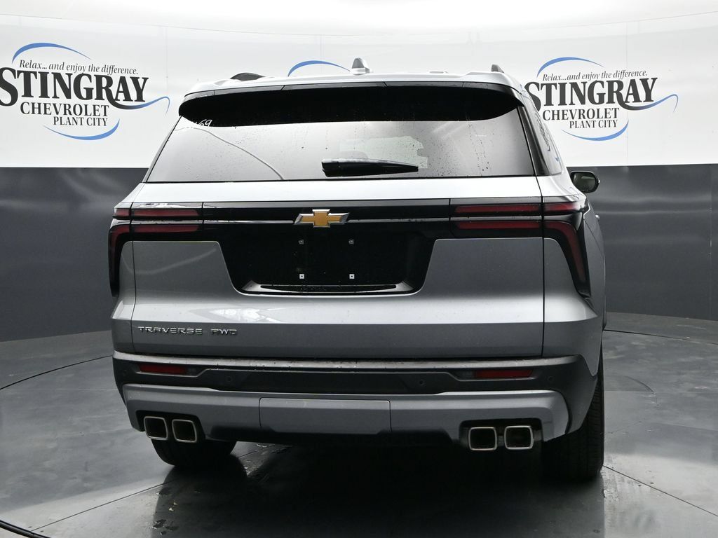 Used 2026 Chevrolet Traverse LT AWD/4WD image 6