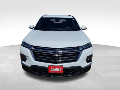 Used 2023 Chevrolet Traverse LT w/ LT Premium Package image 2