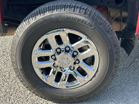 Used 2019 Chevrolet Silverado 2500 LTZ w/ Duramax Plus Package AWD/4WD image 9