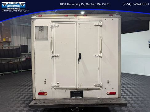 Used 2016 GMC Savana 3500 image 6