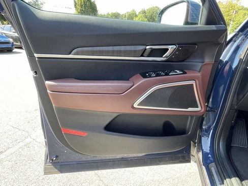 Certified 2023 Kia Telluride SX Prestige AWD/4WD image 18