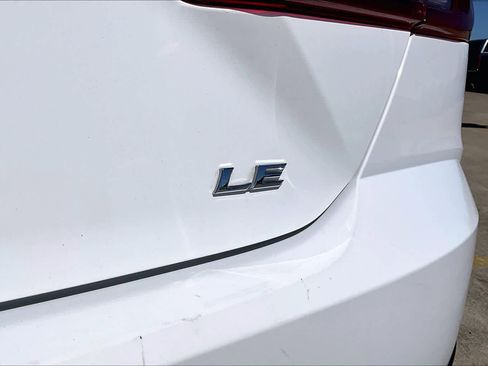 Used 2025 Toyota Camry LE FWD image 10