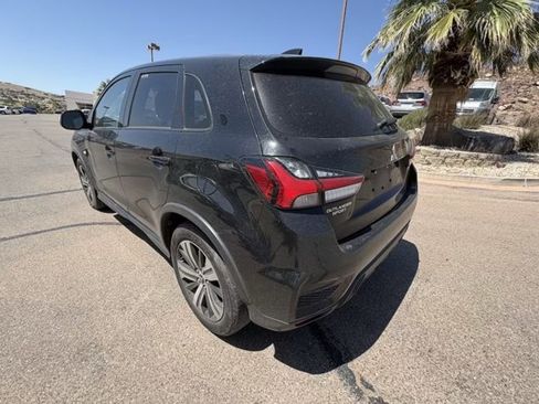 Used 2025 Mitsubishi Outlander Sport AWD image 3