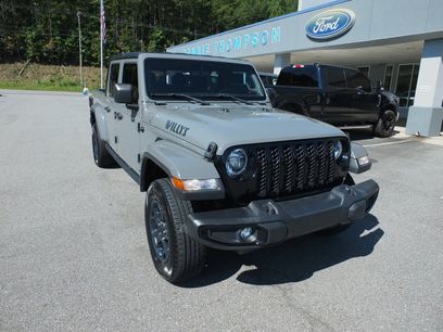 Used 2023 Jeep Gladiator Sport