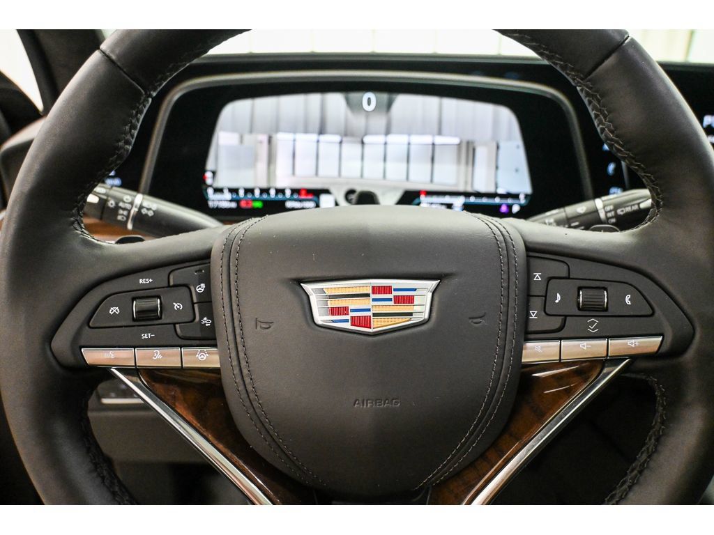 Certified 2024 Cadillac Escalade Sport Platinum w/ LPO, ONYX Package AWD/4WD image 14