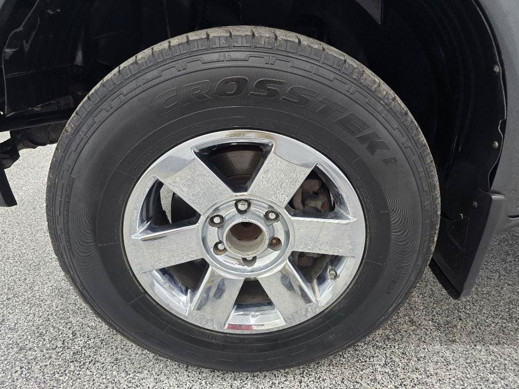 Used 2012 Nissan Titan SV RWD image 26