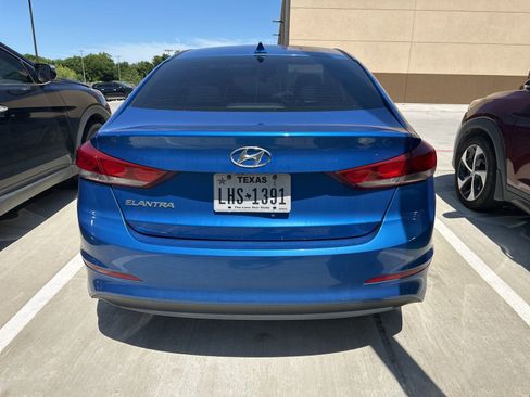 Used 2018 Hyundai Elantra Value Edition FWD image 8