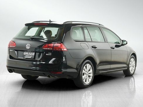 Used 2017 Volkswagen Golf S AWD/4WD image 5
