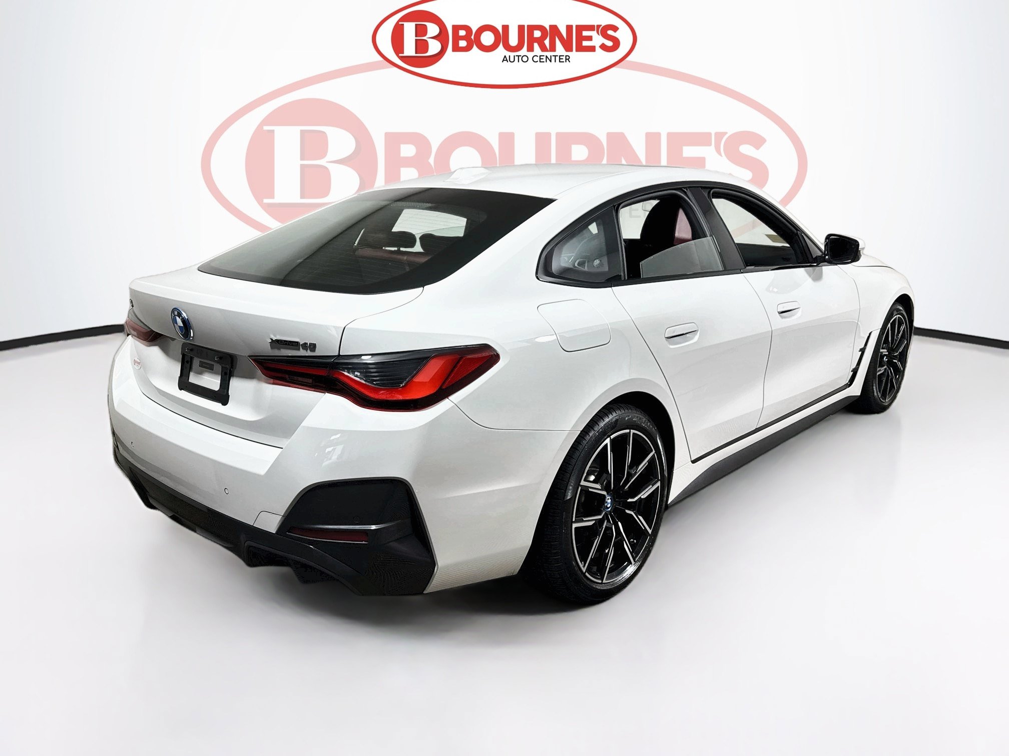 Used 2024 BMW i4 xDrive40i w/ M Sport Package AWD/4WD image 11