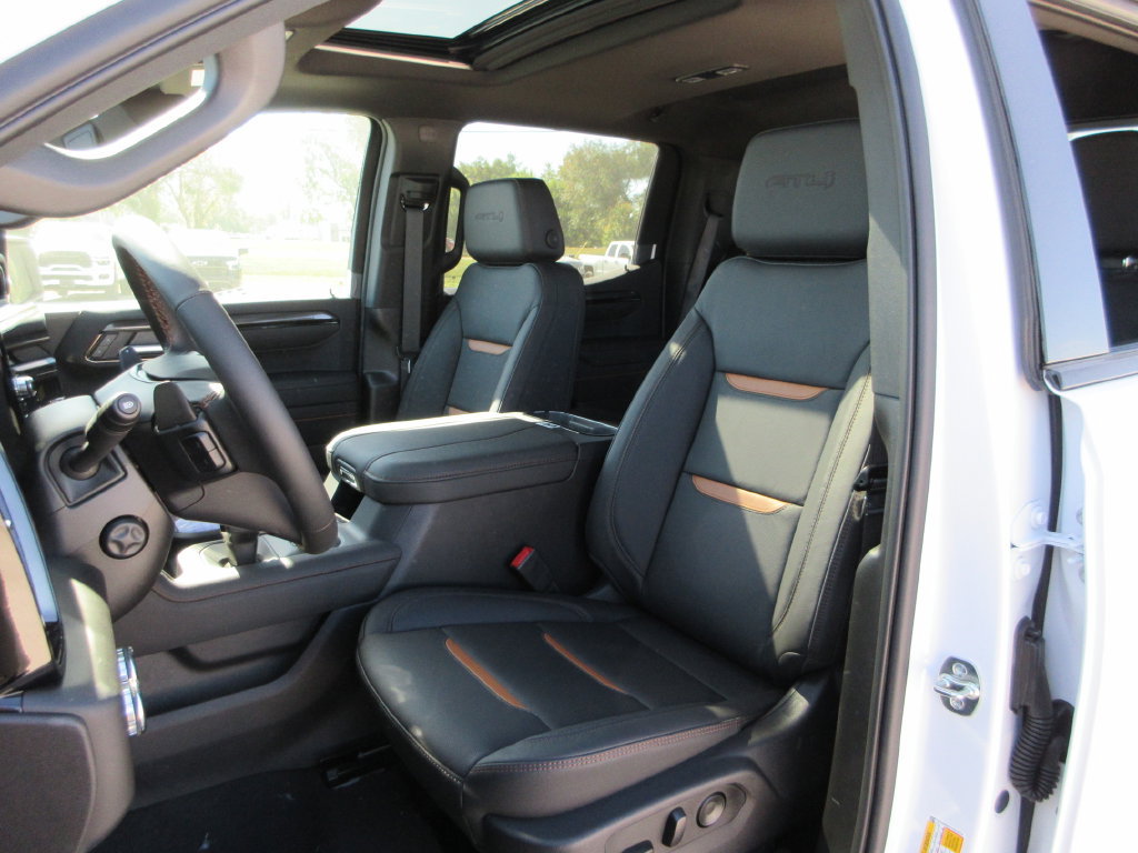New 2026 GMC Sierra 1500 AT4 w/ AT4 Premium Package AWD/4WD image 13