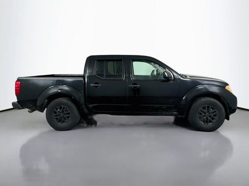 Used 2016 Nissan Frontier SV RWD image 4