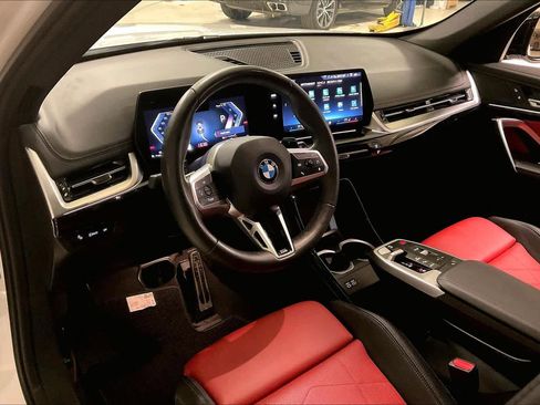Certified 2024 BMW X1 xDrive28i w/ M Sport Package image 17
