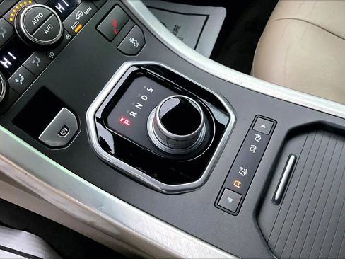 Used 2013 Land Rover Range Rover Evoque Pure Premium image 14