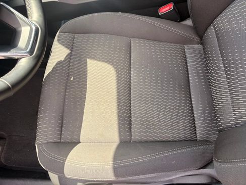 Used 2025 Chevrolet Equinox LT AWD/4WD image 24