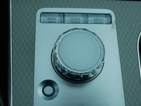 New 2025 Genesis GV80 3.5T Prestige image 9