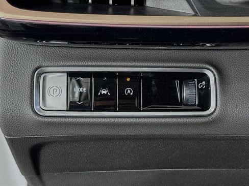 New 2025 Buick Envision Sport Touring image 10