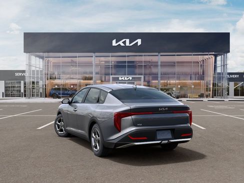 New 2026 Kia K4 FWD image 4
