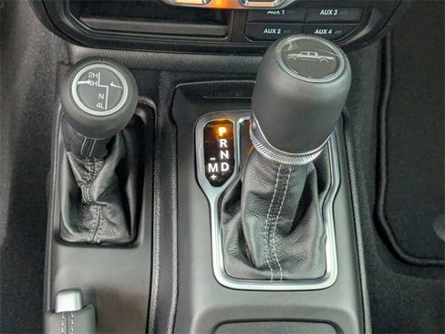 New 2026 Jeep Gladiator Sport image 20