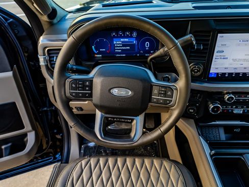 Used 2026 Ford F450 Platinum w/ Platinum Plus Package image 20
