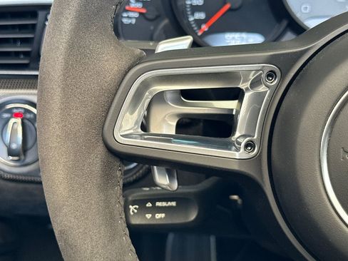 Used 2018 Porsche 911 Targa 4 GTS image 30