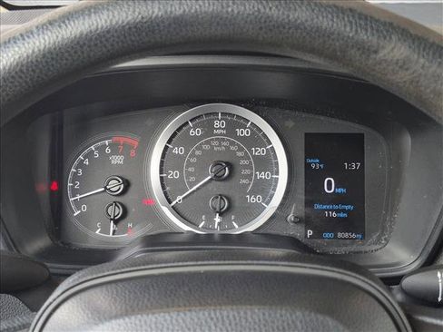 Used 2021 Toyota Corolla LE FWD image 11