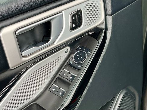Used 2023 Ford Explorer ST w/ Equipment Group 401A AWD/4WD image 18
