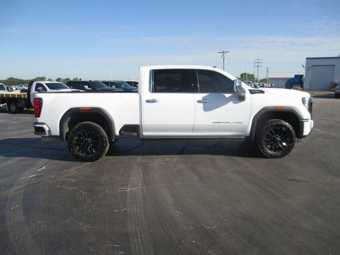 Used 2024 GMC Sierra 2500 Denali Ultimate w/ Max Trailering Package AWD/4WD image 5