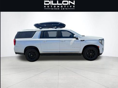 Used 2022 GMC Yukon XL Denali AWD/4WD image 4