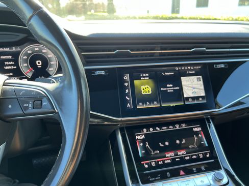 Used 2023 Audi Q7 3.0T Prestige w/ Prestige Package image 18