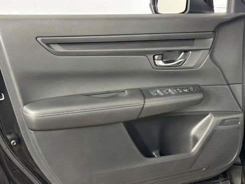 Certified 2025 Honda CR-V LX image 21