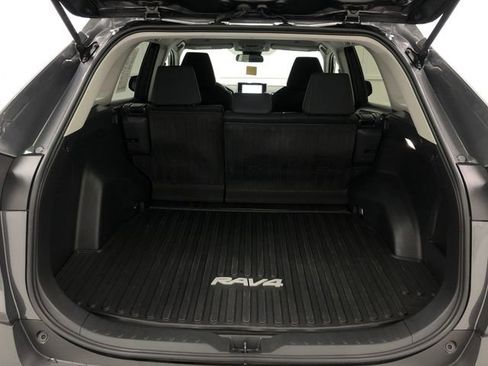Used 2024 Toyota RAV4 LE image 23